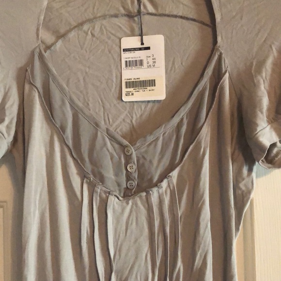 Cute & Comfy T-Shirt/Blouse - Picture 3 of 4